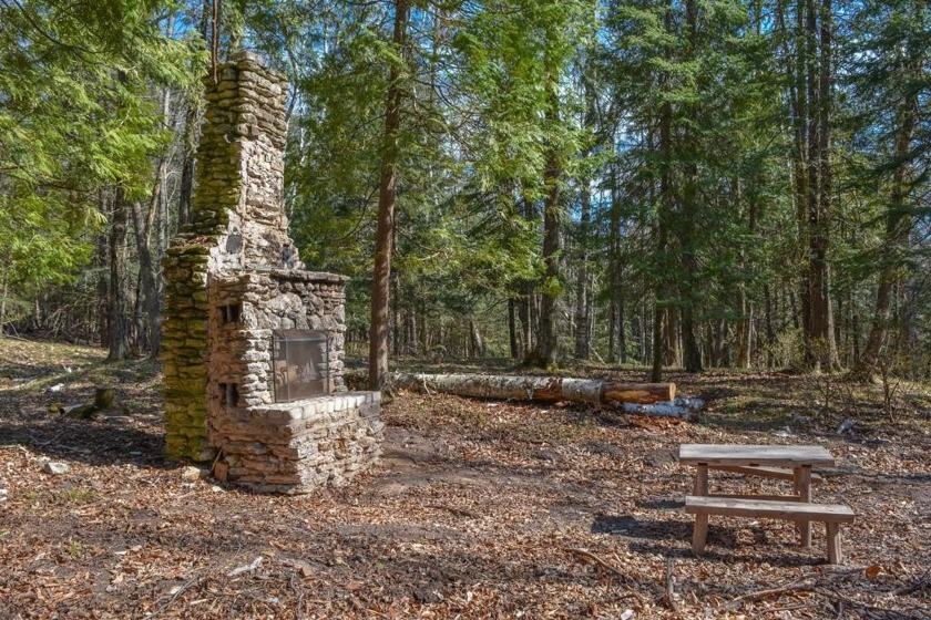 Remarkable building site located in the Village of Ephraim - Beach Lot for sale in Ephraim, Wisconsin on Beachhouse.com