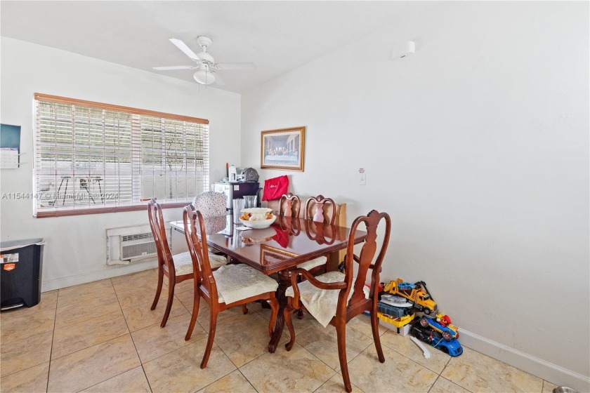 Spacious multifamily investment duplex in Bayview Acres - Beach Townhome/Townhouse for sale in Miami, Florida on Beachhouse.com