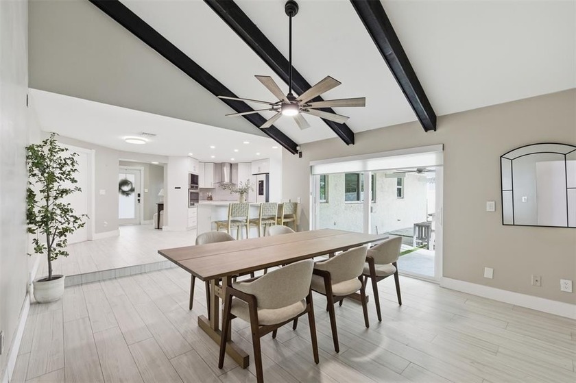 Rare lakefront single-family home located in the Rolling Hills - Beach Home for sale in Davie, Florida on Beachhouse.com