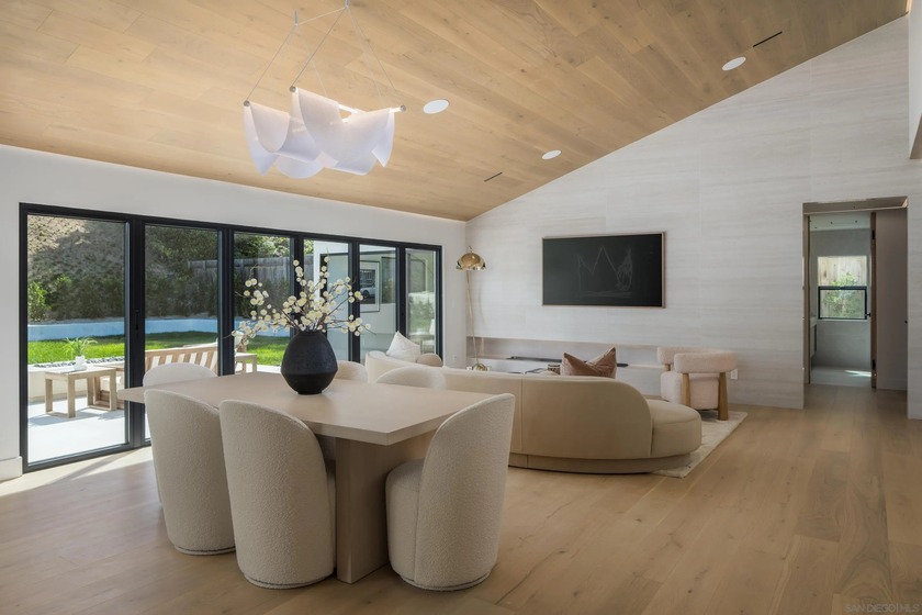 This one-of-a-kind, fully remodeled home offers a seamless blend - Beach Home for sale in La Jolla, California on Beachhouse.com