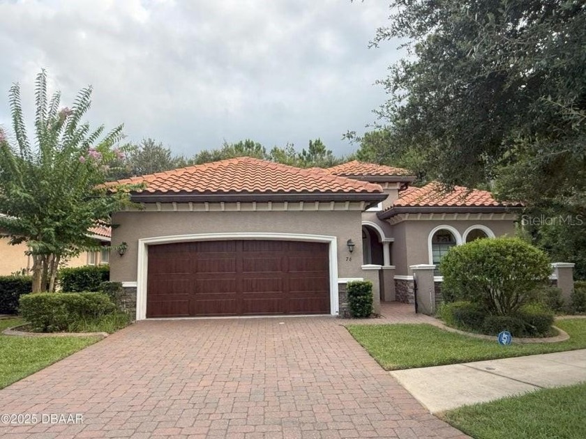 Move-In Ready!!! 3 bedrooms, 2 baths. Covered screened lanai - Beach Home for sale in Ormond Beach, Florida on Beachhouse.com