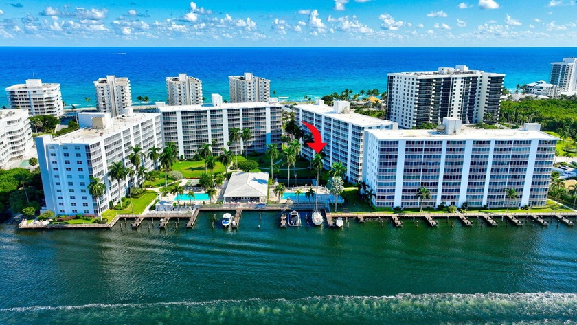 THE PRICE IS RIGHT to update this spacious 1 bedroom, 1.5 bath - Beach Condo for sale in Highland Beach, Florida on Beachhouse.com