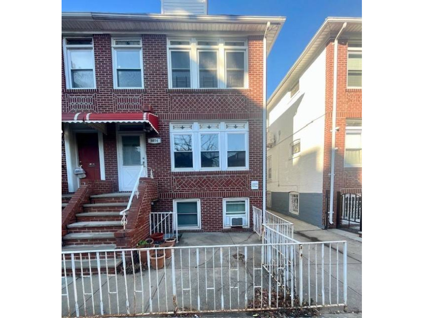 THIS 3 FAMILY GEM IN BRIGHTON BEACH is the perfect investment - Beach Home for sale in Brooklyn, New York on Beachhouse.com