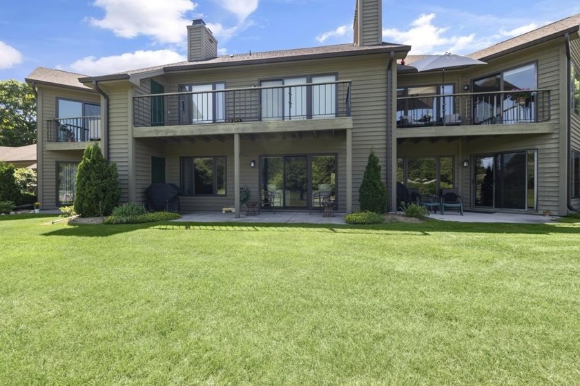 Beautifully remodeled 1st floor unit at Bay Ridge Condominium - Beach Condo for sale in Sister Bay, Wisconsin on Beachhouse.com