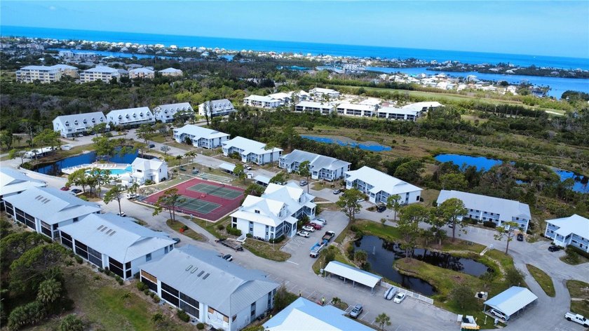Wow! Great opportunity to own a slice of Florida paradise - Beach Condo for sale in Englewood, Florida on Beachhouse.com