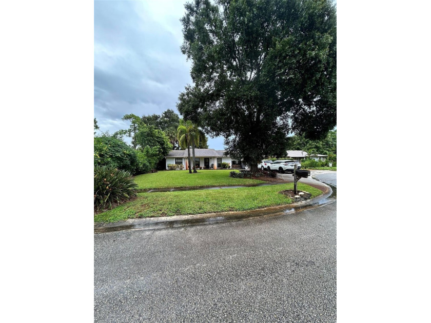 Come one come all!! A must see close to the airport and tucked - Beach Home for sale in West Palm Beach, Florida on Beachhouse.com