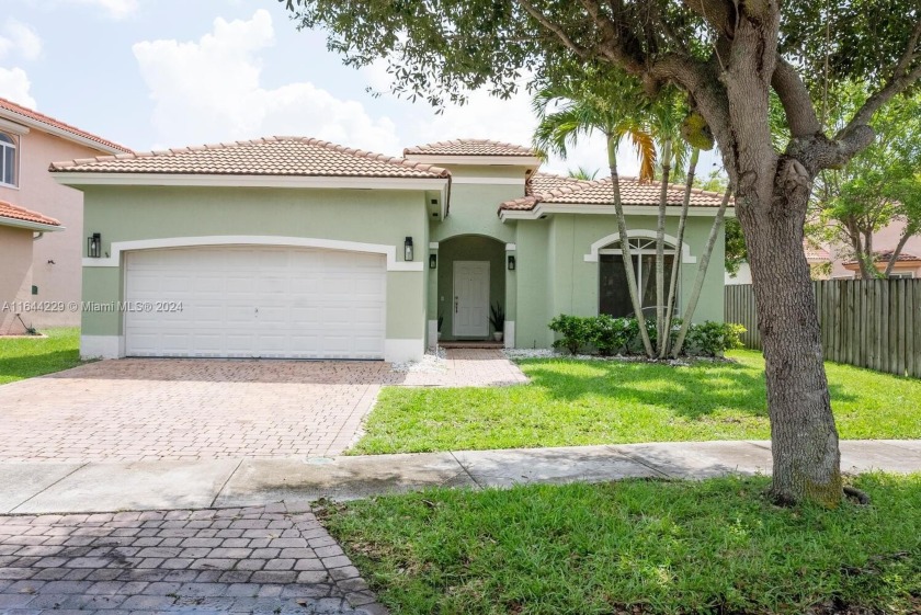 Beautiful Lakefront 3/2 Smart Home with 2 Car Garage in Keys - Beach Home for sale in Homestead, Florida on Beachhouse.com