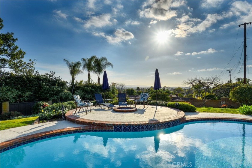 Exquisite La Habra Heights Estate with Panoramic Views. Nestled - Beach Home for sale in La Habra Heights, California on Beachhouse.com