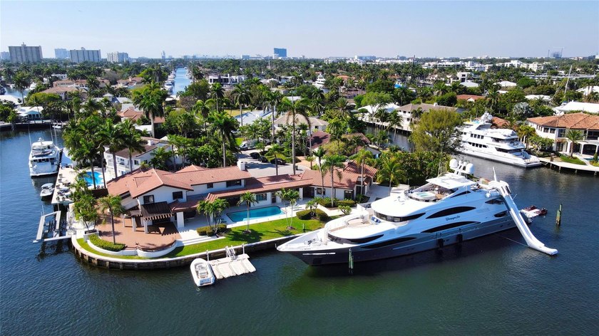 Incredible Sunrise Key Point Estate sited on 365 ft +/- of total - Beach Home for sale in Fort Lauderdale, Florida on Beachhouse.com