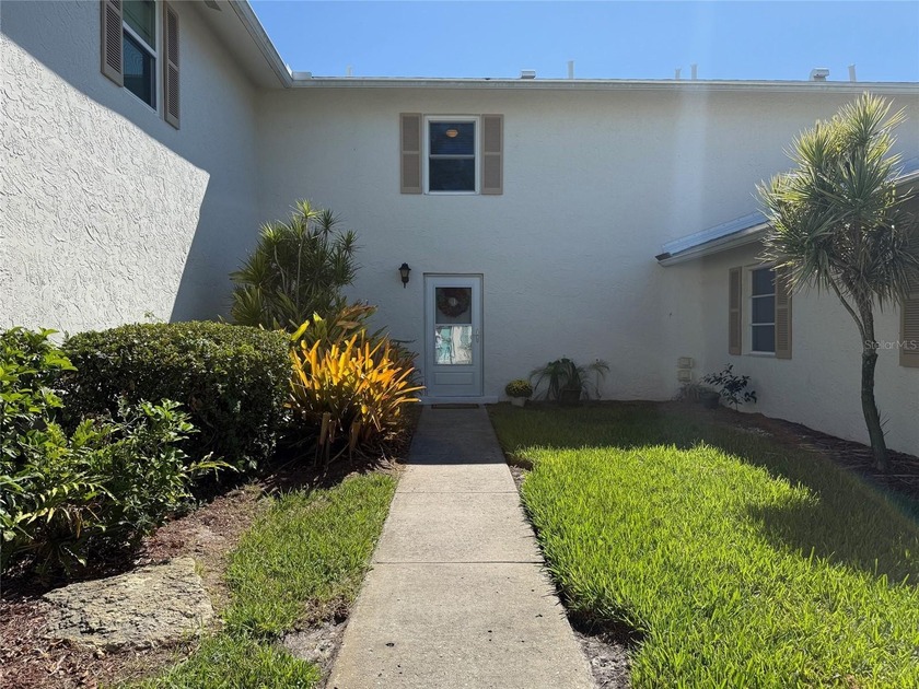 Welcome to West Shore Village, one of St. Petersburg's most - Beach Townhome/Townhouse for sale in St. Petersburg, Florida on Beachhouse.com