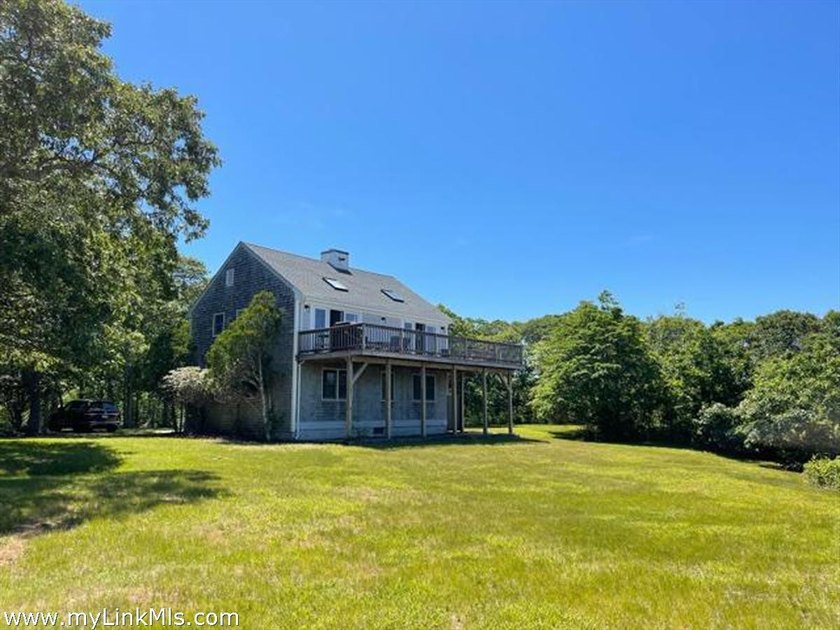 12 Lobsterville Rd in Aquinnah is a uniquely designed - Beach Home for sale in Aquinnah, Massachusetts on Beachhouse.com