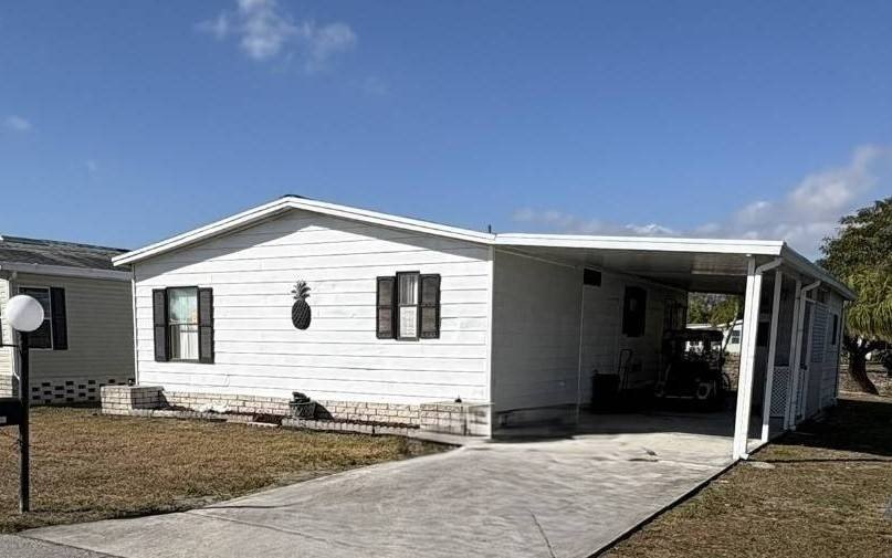 Welcome to your perfect sunny Florida getaway! This beautifully - Beach Home for sale in North Fort Myers, Florida on Beachhouse.com