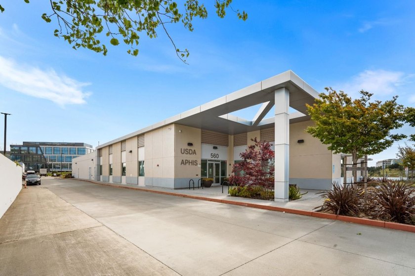 MISSION-CRITICAL BIOTECH - FULLY SECURED - FEDERAL TENANT.  A - Beach Commercial for sale in South San Francisco, California on Beachhouse.com