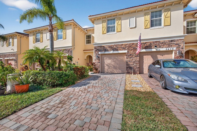 Updated well maintained Stuart townhome built in 2015 with solid - Beach Townhome/Townhouse for sale in Stuart, Florida on Beachhouse.com