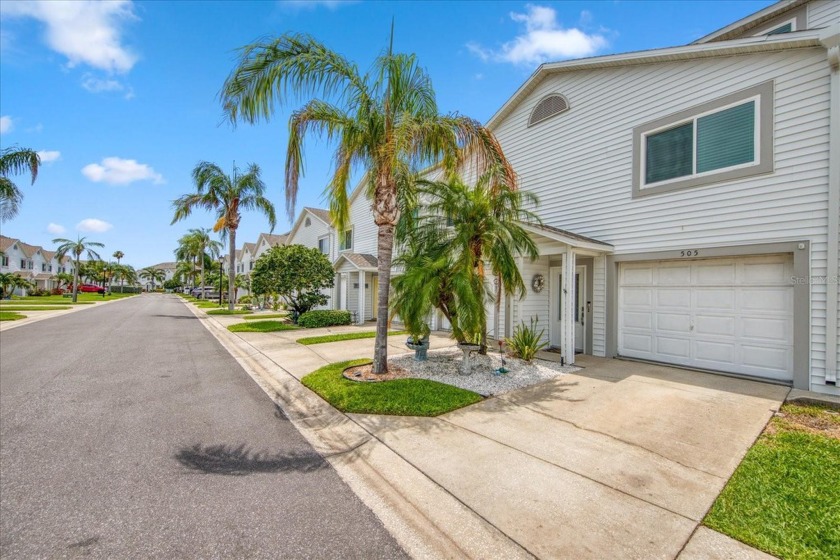 DIRECT WATERFRONT townhome is located just 2 short blocks to the - Beach Townhome/Townhouse for sale in Indian Rocks Beach, Florida on Beachhouse.com