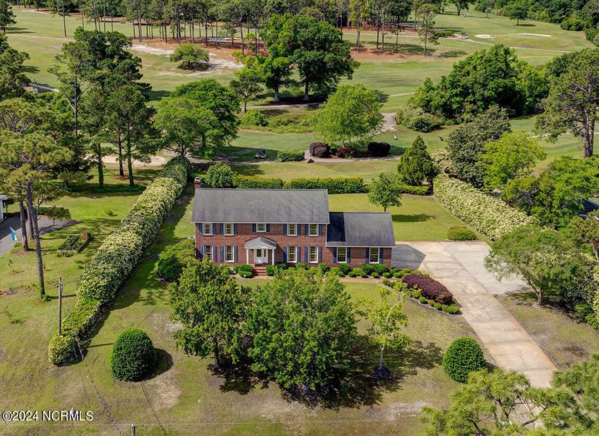 Welcome to your sun-filled sanctuary overlooking the 8th hole at - Beach Home for sale in Wilmington, North Carolina on Beachhouse.com