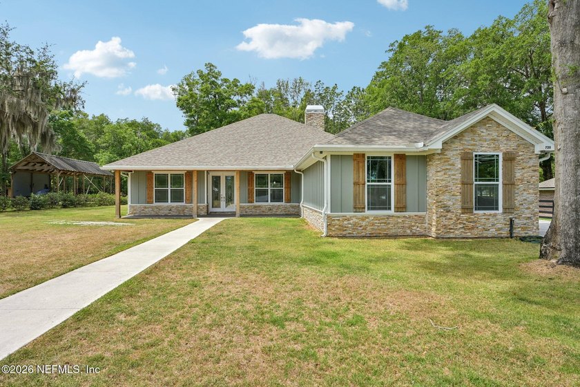 Escape the city and enjoy peaceful country living on a quiet - Beach Home for sale in Green Cove Springs, Florida on Beachhouse.com