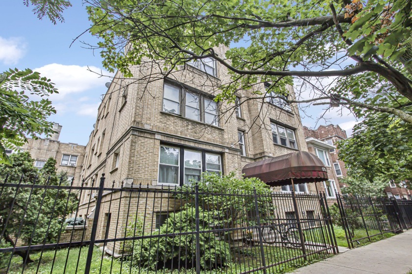 This Newly Decorated, Affordable Home on A Tree-Lined Street is - Beach Home for sale in Chicago, Illinois on Beachhouse.com