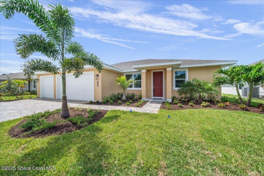 READY NOW! LENDER INCENTIVES! LOT 46 with lake views... Welcome - Beach Home for sale in Palm Bay, Florida on Beachhouse.com
