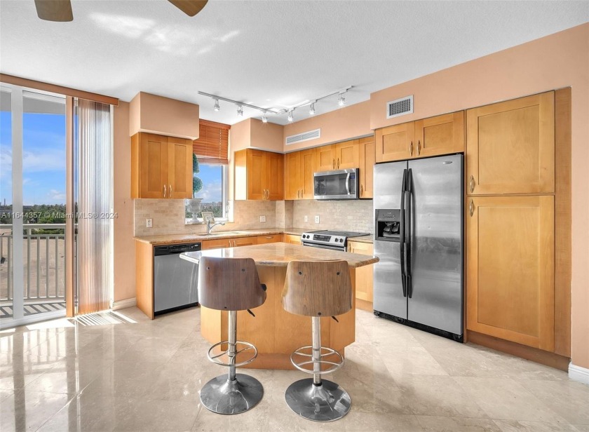 BEST PRICE IN THE BUILDING!! Large corner unit in the luxurious - Beach Condo for sale in Hallandale Beach, Florida on Beachhouse.com