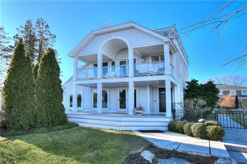 Have your own F.Scott Fitzgerald moment as you look out over the - Beach Home for sale in Westport, Connecticut on Beachhouse.com