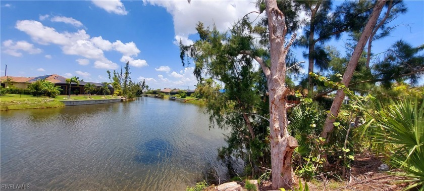 Incredible Freshwater lot located in the highly coveted area of - Beach Lot for sale in Cape Coral, Florida on Beachhouse.com