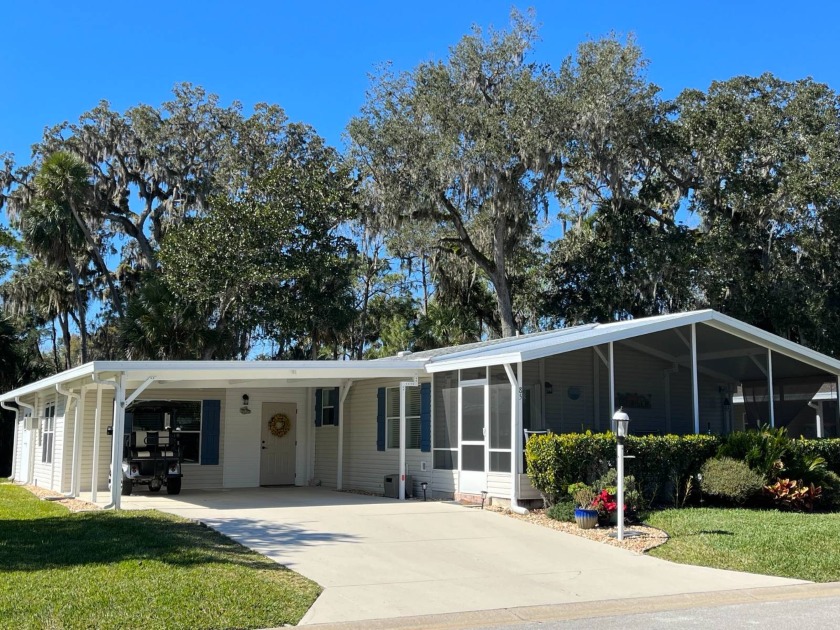 Beautifully upgraded in 2023, this large 2 bedroom, 2 bath home - Beach Home for sale in Flagler Beach, Florida on Beachhouse.com