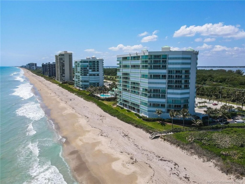 Welcome to the highly sought after *Carlyle* model at the - Beach Condo for sale in Jensen Beach, Florida on Beachhouse.com