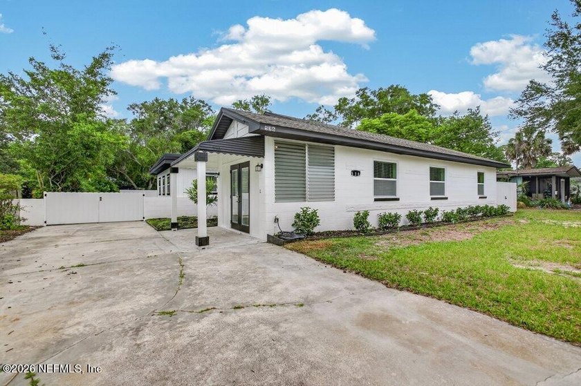 Step into comfort and style at 536 Sapelo, a beautifully updated - Beach Home for sale in Jacksonville, Florida on Beachhouse.com