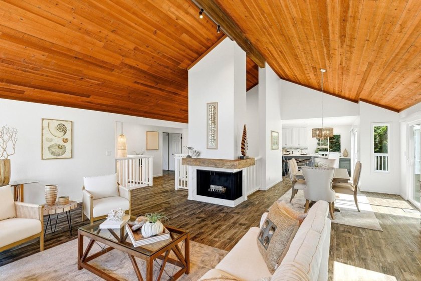 Welcome home to 709 Via Palo Alto, where coastal elegance awaits - Beach Home for sale in Aptos, California on Beachhouse.com