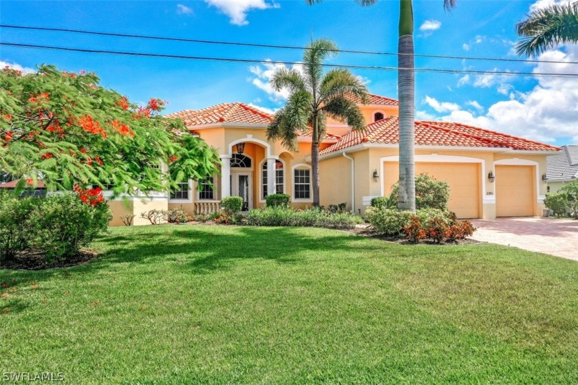 Elegant Custom Build Gulf Access Home! Prime location close to - Beach Home for sale in Cape Coral, Florida on Beachhouse.com