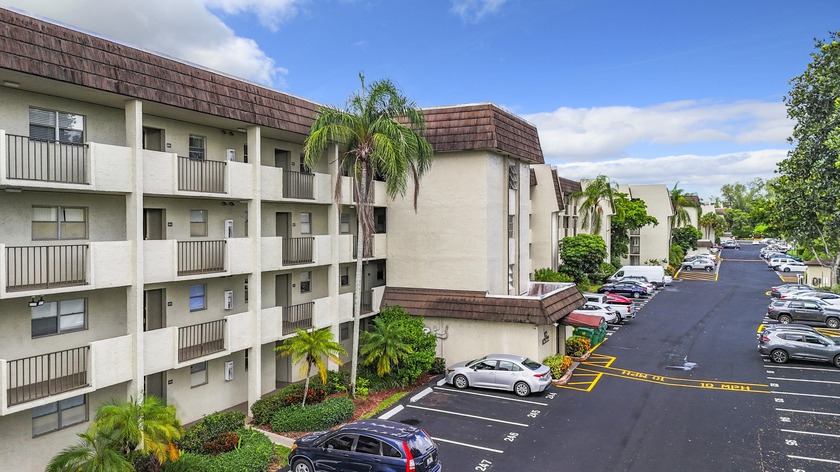 Welcome to the Greens of Inverarity, your piece of paradise! - Beach Condo for sale in Lauderhill, Florida on Beachhouse.com