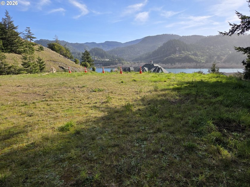 Build Your Dream in a Place Where Nature Leads! If you've been - Beach Lot for sale in Gold Beach, Oregon on Beachhouse.com