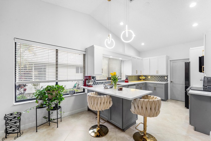 Beautifully renovated single-family home with a two-car garage - Beach Home for sale in Delray Beach, Florida on Beachhouse.com