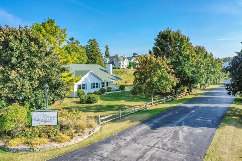 Right where you want to be! This charming, well-maintained - Beach Condo for sale in Egg Harbor, Wisconsin on Beachhouse.com