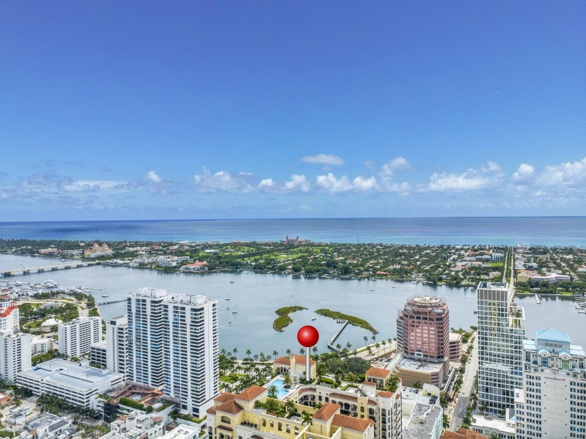 Unique 1648 s/feet condo 2 bedroom/2 bath and a Den for office - Beach Condo for sale in West Palm Beach, Florida on Beachhouse.com