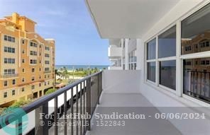 Spacious 2-bedrooms + 2-bathrooms remodled unit with a beautiful - Beach Condo for sale in Pompano Beach, Florida on Beachhouse.com