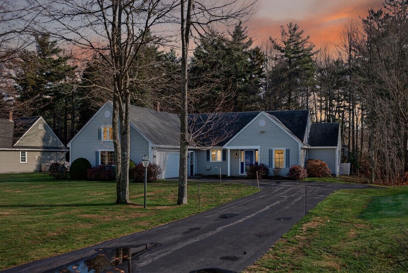 Located in a desirable 55+ community in Scarborough, this - Beach Home for sale in Scarborough, Maine on Beachhouse.com