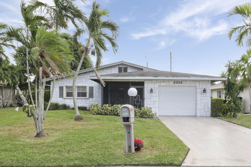 NEW ROOF before closing! This 2 bedroom 2 full bathroom plus a - Beach Home for sale in Delray Beach, Florida on Beachhouse.com