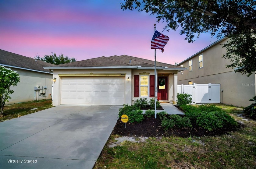 Under contract-accepting backup offers. Welcome to Gillette - Beach Home for sale in Palmetto, Florida on Beachhouse.com