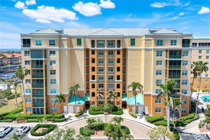 Lovely condo with incredible view of the marina! This 2-bedroom - Beach Condo for sale in Punta Gorda, Florida on Beachhouse.com