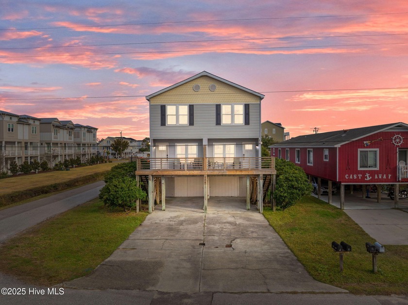 Welcome to this turnkey duplex, just two blocks from beautiful - Beach Home for sale in Carolina Beach, North Carolina on Beachhouse.com