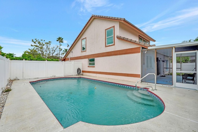 Discover this beautiful 3-bedroom + loft, 2.5-bathroom pool home - Beach Home for sale in Wellington, Florida on Beachhouse.com