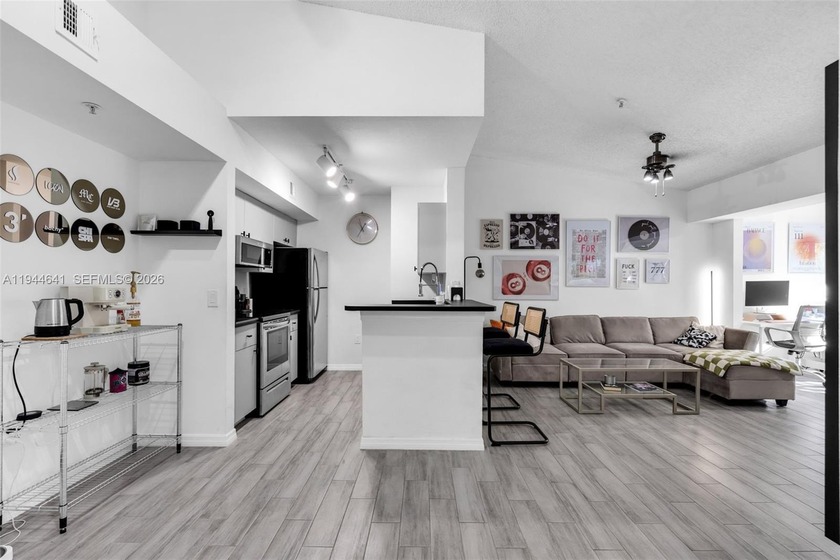 This charming 1-bedroom, 1-bathroom condo offers 800 square feet - Beach Condo for sale in Miramar, Florida on Beachhouse.com