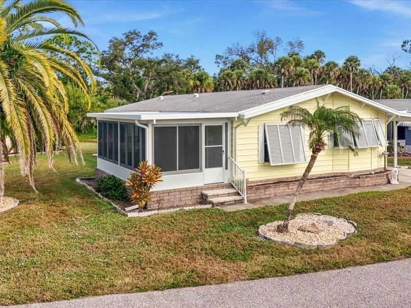 Trade the snow for sunshine and start living your dream Florida - Beach Home for sale in Englewood, Florida on Beachhouse.com