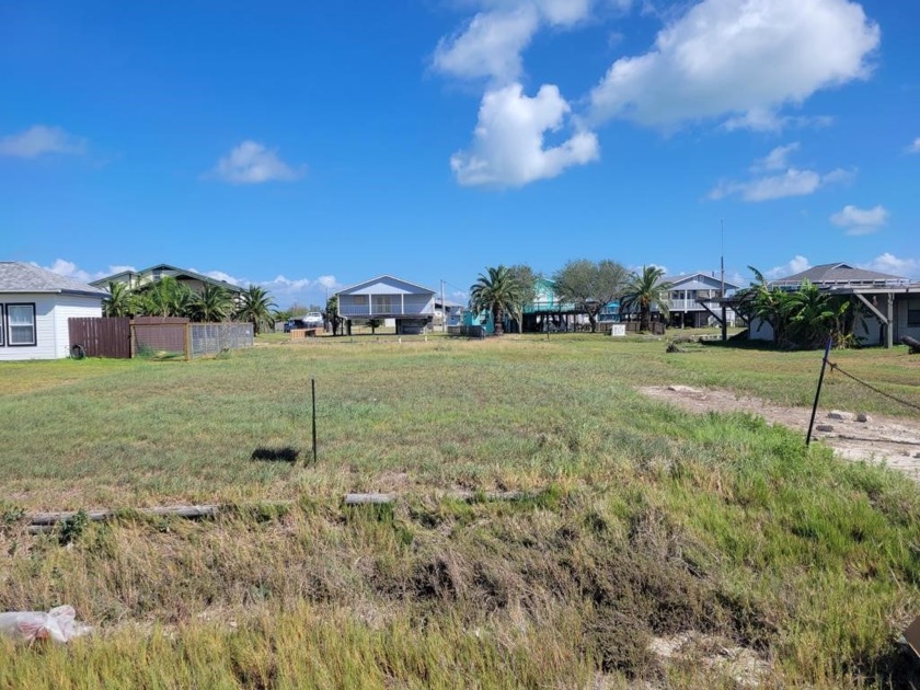 Canal front building Lot ready for your Coastal Dream home - Beach Lot for sale in Rockport, Texas on Beachhouse.com