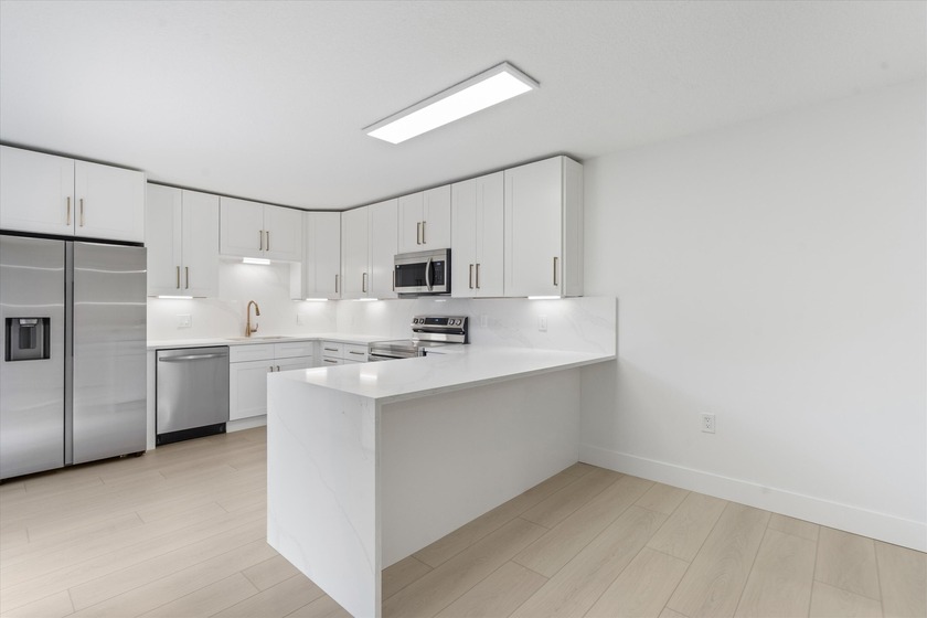 Welcome Home! Step inside this fully renovated 2 Bedroom 2.5 - Beach Townhome/Townhouse for sale in Delray Beach, Florida on Beachhouse.com