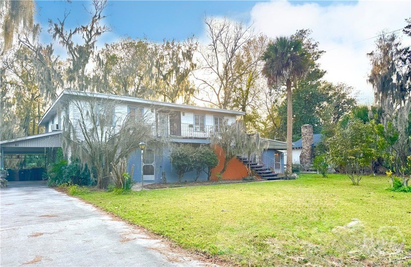 Rare Home and Land Opportunity In Midtown Savannah! This Listing - Beach Home for sale in Savannah, Georgia on Beachhouse.com