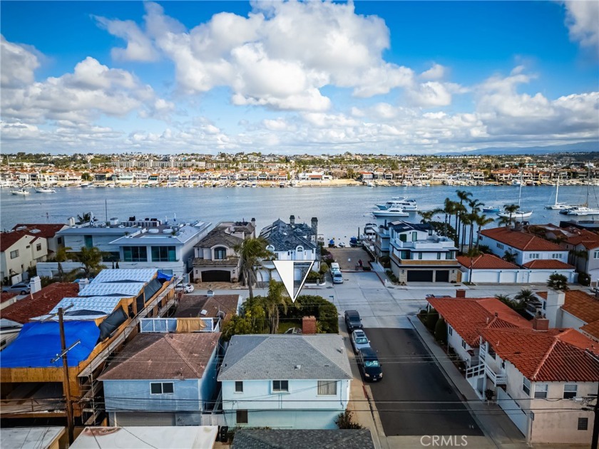 Welcome to the epitome of prime real estate on Balboa Peninsula! - Beach Home for sale in Newport Beach, California on Beachhouse.com