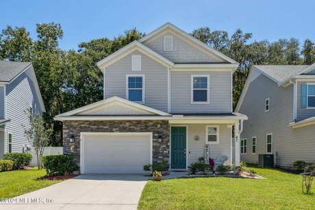 Welcome to this delightful 3-bedroom, 2.5-bathroom home located - Beach Home for sale in St Augustine, Florida on Beachhouse.com